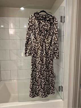 Zara Brown and White Patterned Long Sleeve Midi Dress